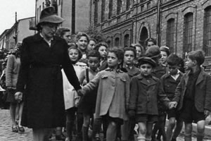 Holocaust children